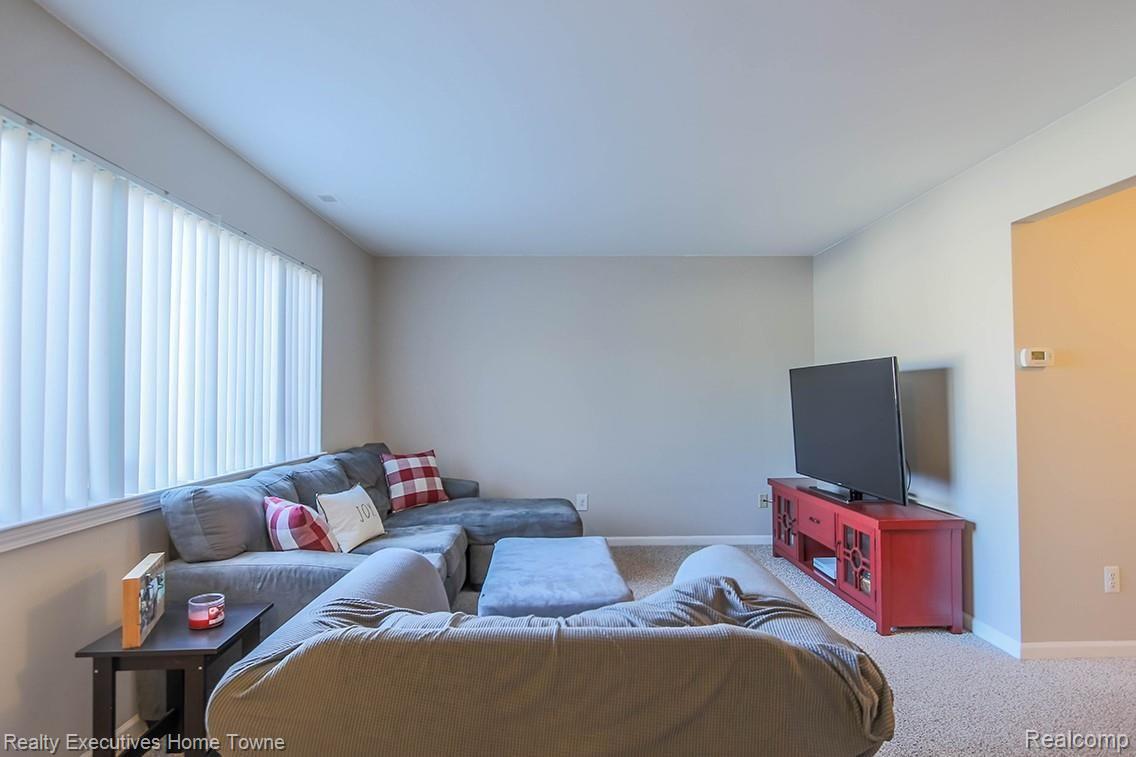 50554 Maurice Road New Baltimore, MI 48047 - Photo 6 of 30 Maurice-6.jpg