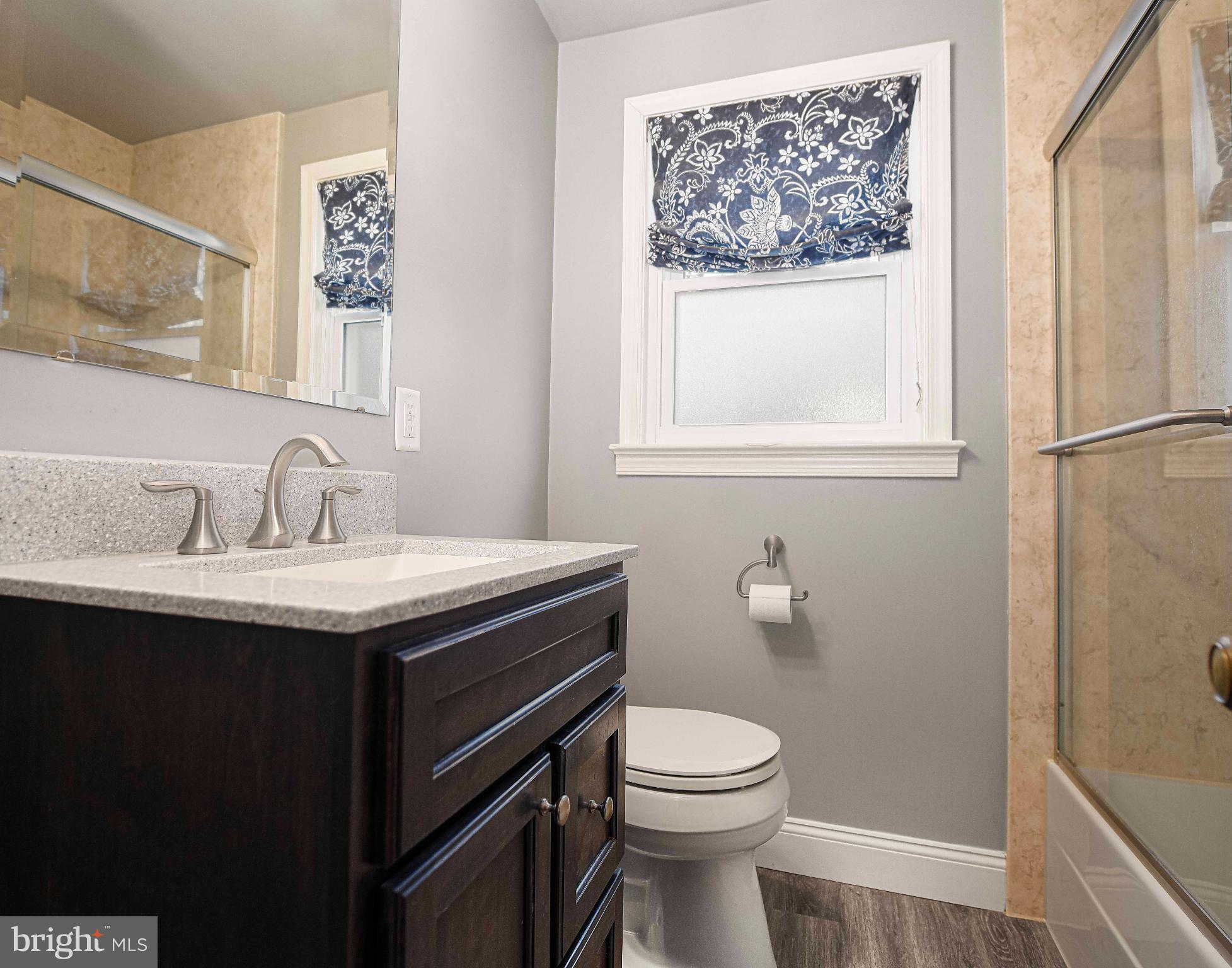 518 Paradise Road Aberdeen, MD 21001 - Photo 13 of 37 Chic bathroom with modern finishes.