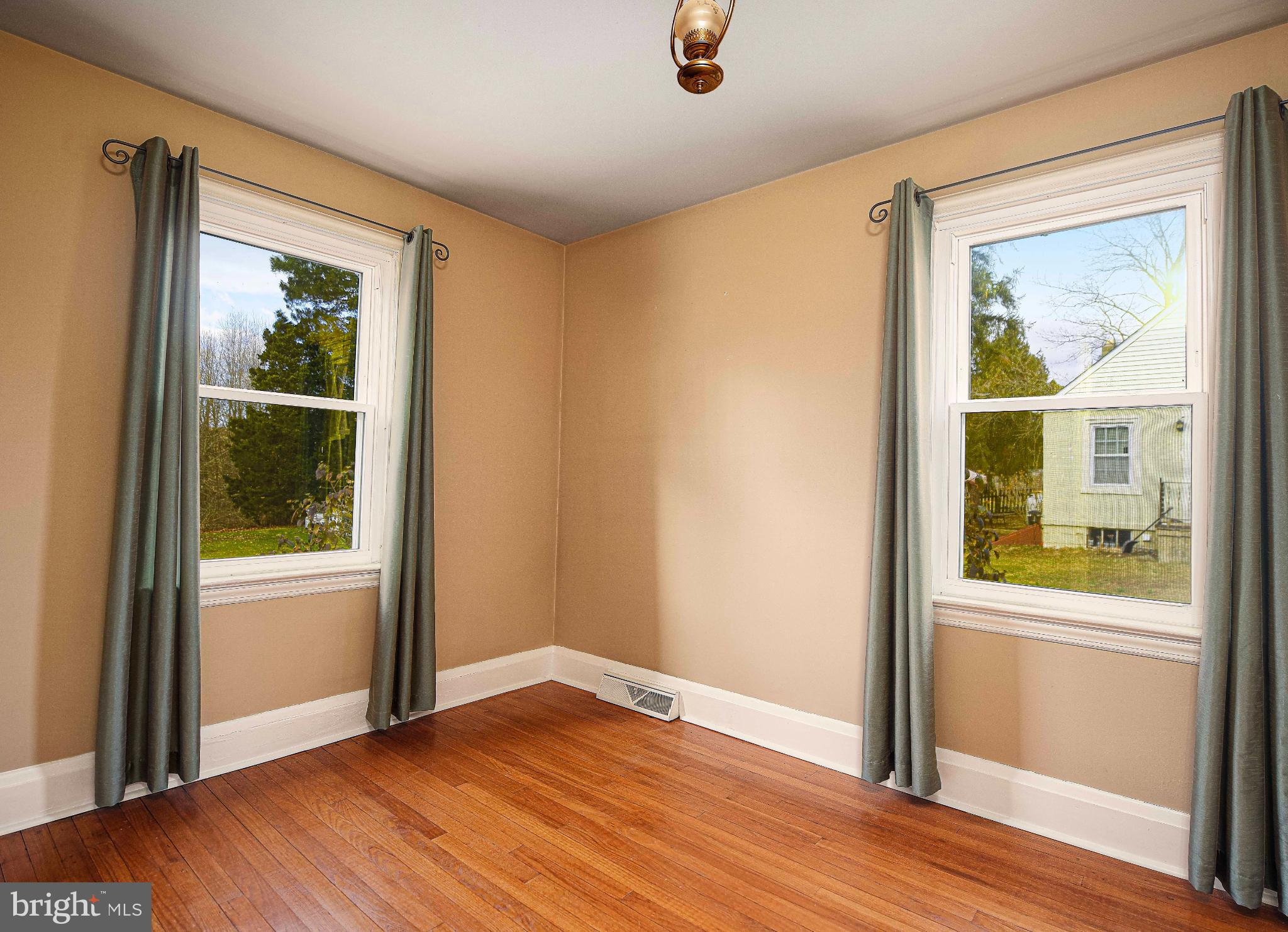 518 Paradise Road Aberdeen, MD 21001 - Photo 14 of 37 Bright and airy corner room with nature views.