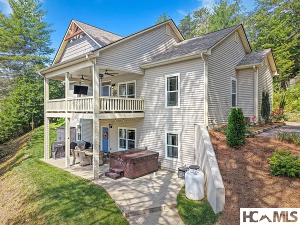 $699,000 | 12 Preserve Mountain Circle, Franklin, NC 28734