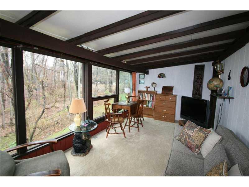 5294 Richland Road Gibsonia, PA 15044 - Photo 7 of 10 Family Room.