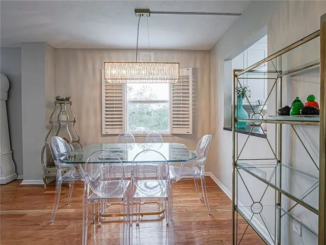 $3,950 | 275 Date Palm Road, Unit 401, Vero Beach, FL 32963