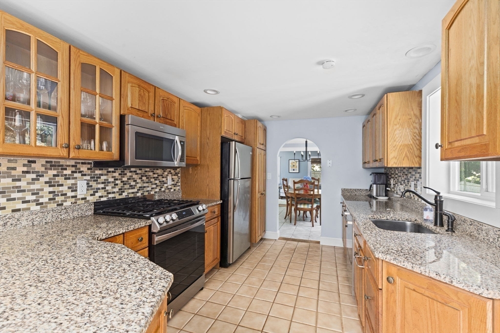 10 Utility Road Scituate, MA 02066 - Photo 5 of 39 Gallery Image 5