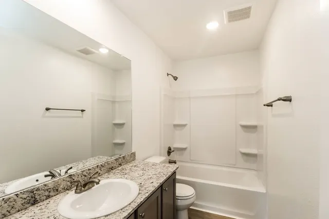 $1,775 | 11607 Descent Drive, Conroe, TX 77303