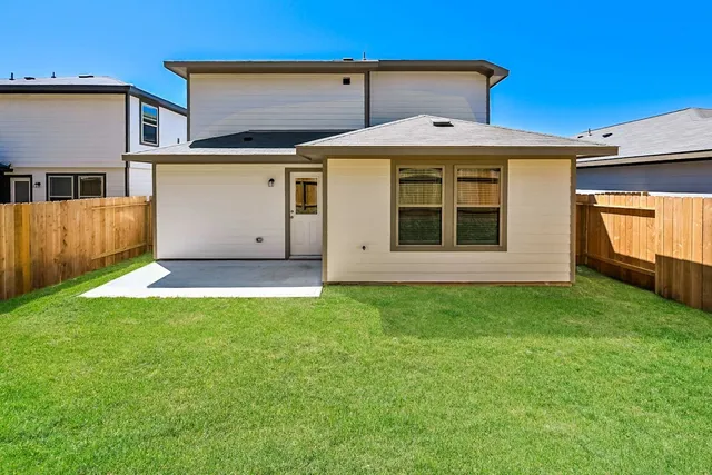 $1,775 | 11607 Descent Drive, Conroe, TX 77303