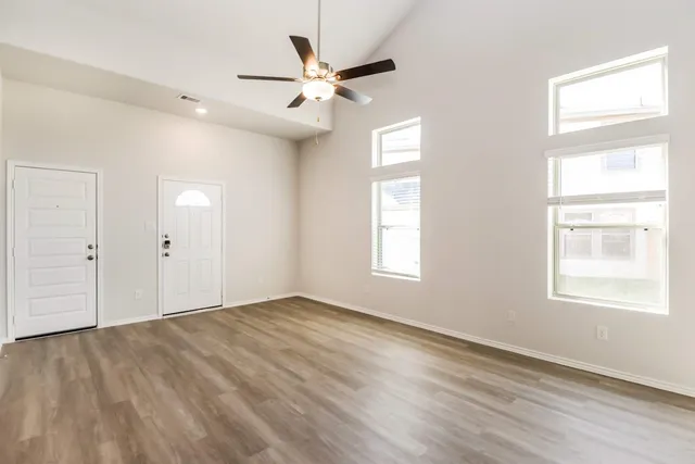 $1,775 | 11607 Descent Drive, Conroe, TX 77303