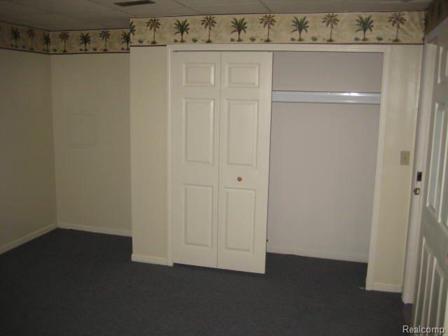 720 Academy Road Holly, MI 48442 - Photo 15 of 25 261-956067 - Bedroom 1 (2).JPG