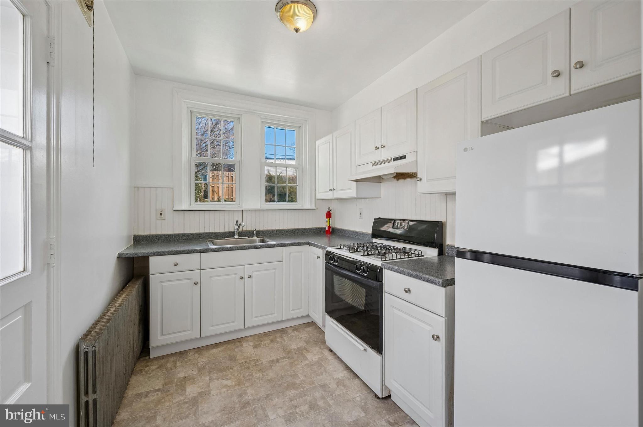 4319 Mitchell Street Philadelphia, PA 19128 - Photo 11 of 17