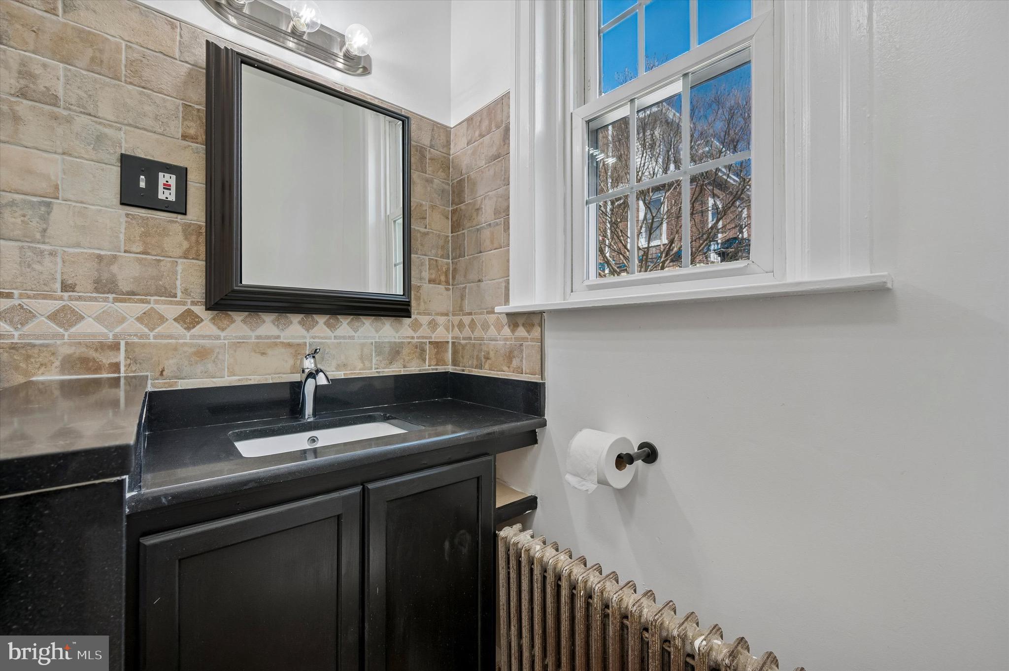 4319 Mitchell Street Philadelphia, PA 19128 - Photo 14 of 17