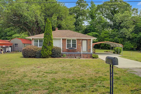 $155,000 | 230 Sunnifield Drive, Williston, SC 29853