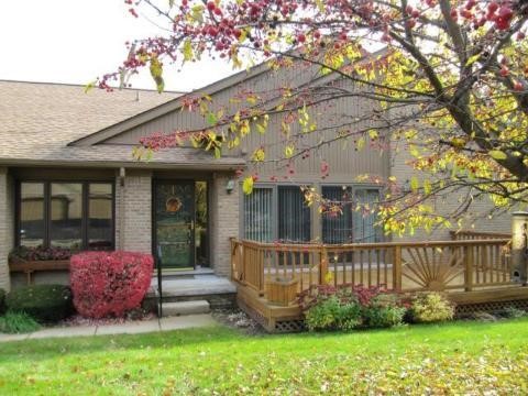 2169 London Bridge Drive Rochester, MI 48307 - Photo 1 of 10 469991.JPG
