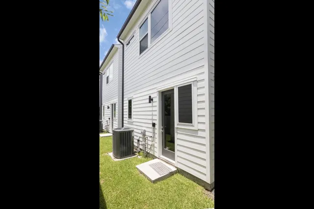 $3,199 | 5841 Dolores Street, Houston, TX 77057