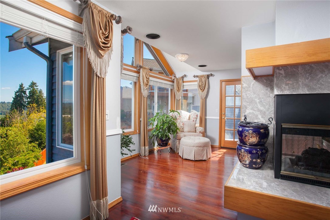 10919 Northeast 197th Street Bothell, WA 98011 - Photo 12 of 22 Gallery Image 12