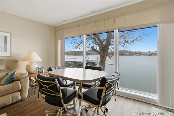 $264,500 | 875 Parkside Place, Unit C103, Osage Beach, MO 65065