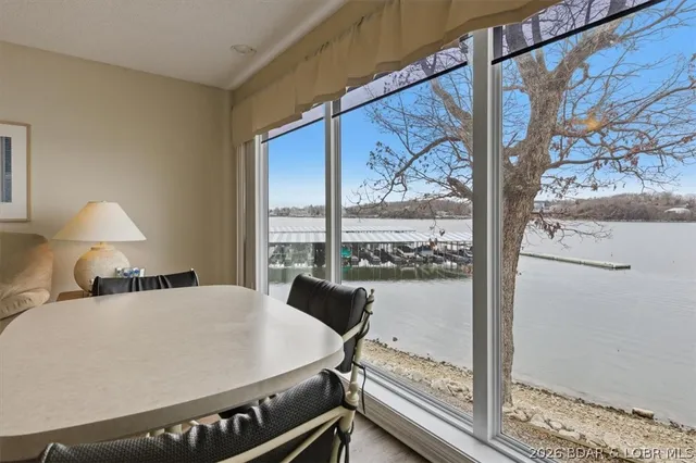 $274,500 | 875 Parkside Place, Unit C103, Osage Beach, MO 65065