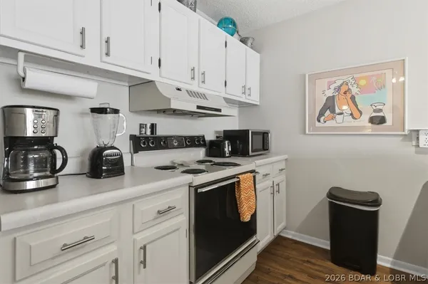 $264,500 | 875 Parkside Place, Unit C103, Osage Beach, MO 65065