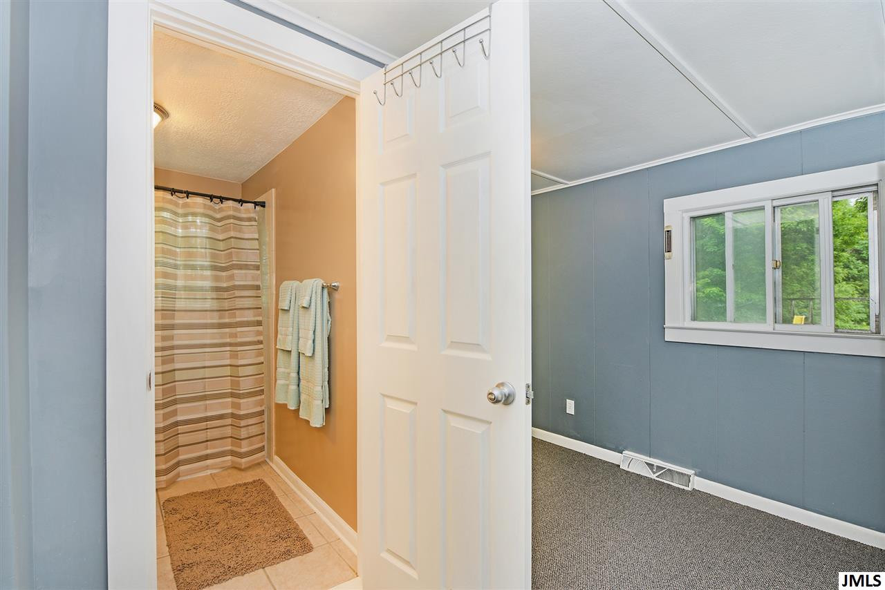 302 Austin Road Napoleon, MI 49261 - Photo 16 of 27 Photo 16