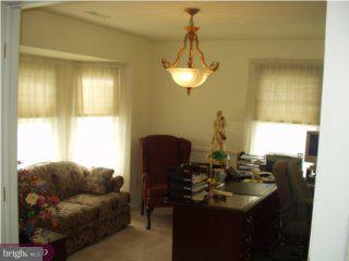 313 North Elmwood Road Evesham, NJ 08053 - Photo 2 of 6 Gallery Image 2