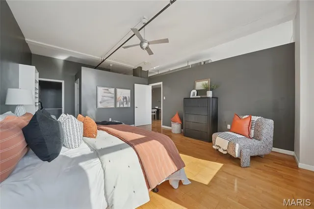 $220,000 | 1501 Locust Street, Unit 1008, St. Louis, MO 63103