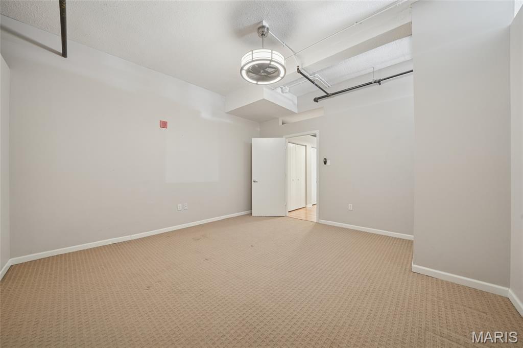 1501 Locust Street, Unit 1008 St. Louis, MO 63103 - Photo 23 of 25