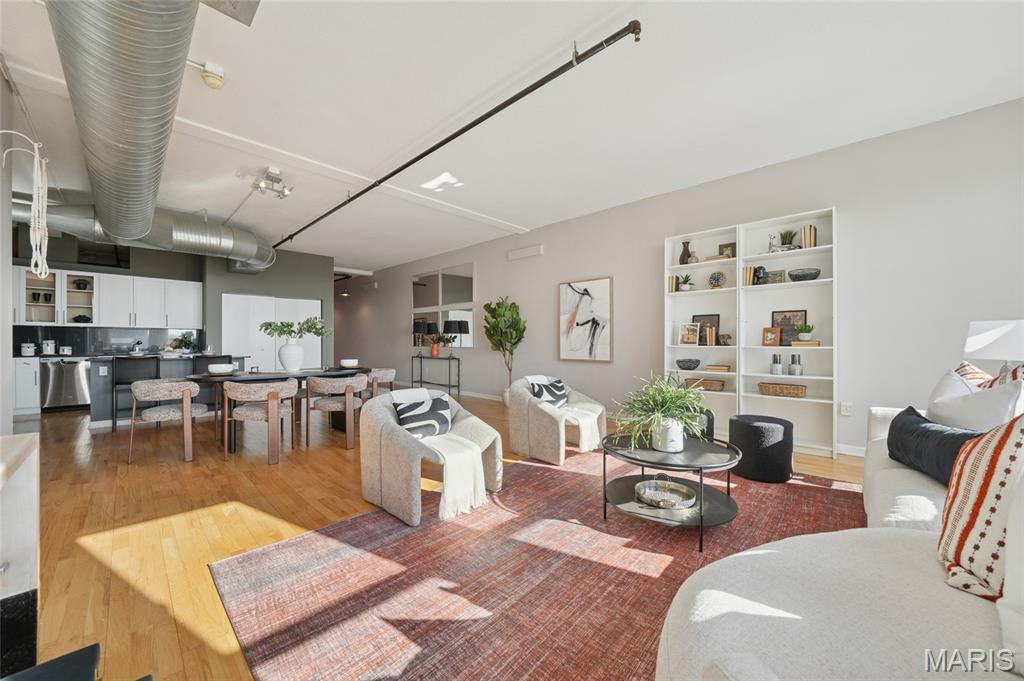 1501 Locust Street, Unit 1008 St. Louis, MO 63103 - Photo 7 of 25