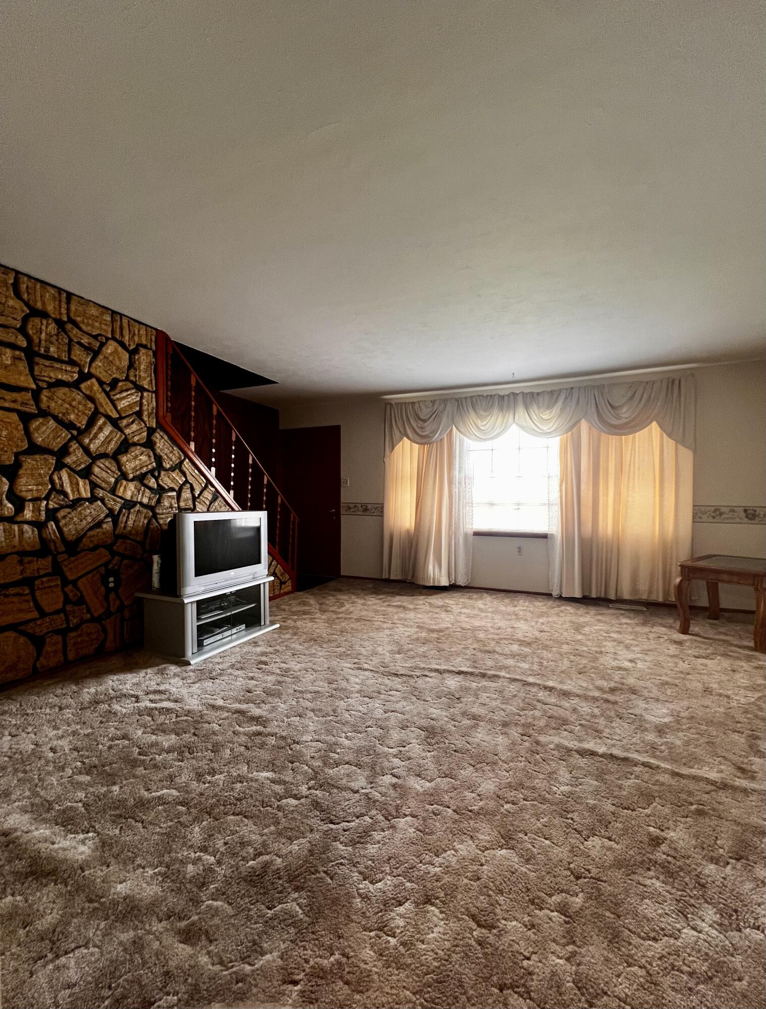 772 Imperial Road Valparaiso, IN 46385 - Photo 2 of 20 a view of an empty room with a window