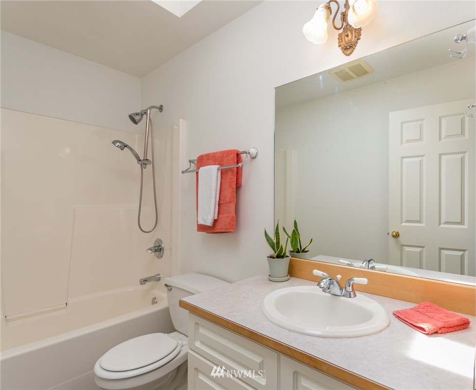 22172 Cook Road Sedro-Woolley, WA 98284 - Photo 13 of 25 Gallery Image 13