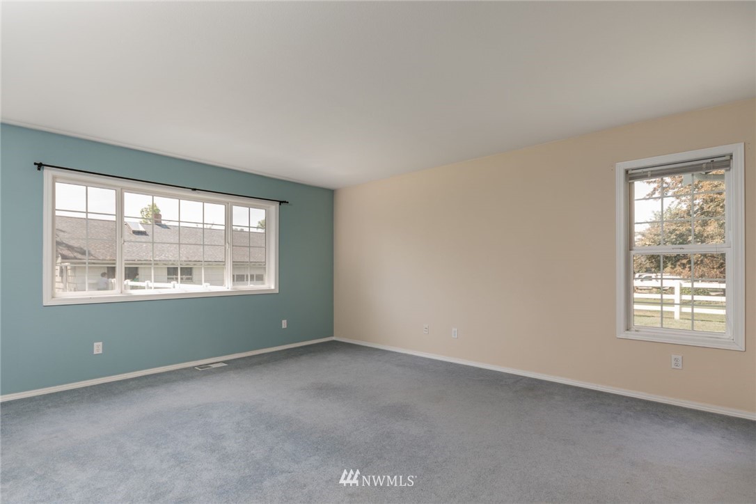 22172 Cook Road Sedro-Woolley, WA 98284 - Photo 8 of 25 Gallery Image 8