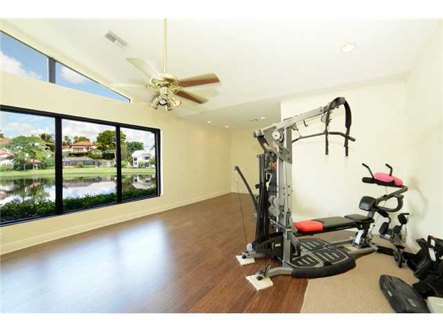 4865 Hunters Way Boca Raton, FL 33434 - Photo 9 of 20 Additional Photo