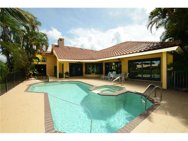 4865 Hunters Way Boca Raton, FL 33434 - Photo 10 of 20 Additional Photo