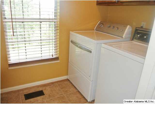 1435 Woodland Ridge Road Odenville, AL 35120 - Photo 18 of 32