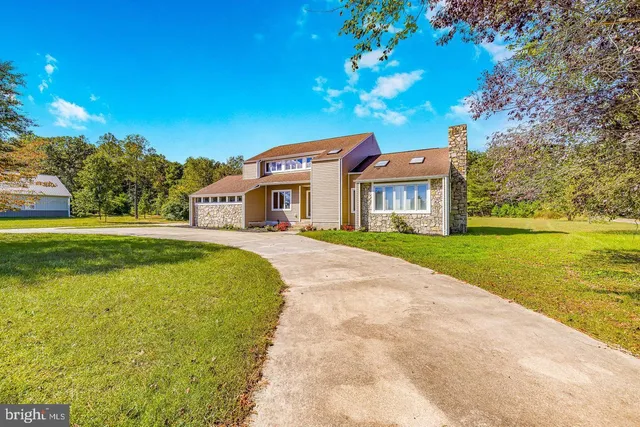 $750,000 | 15250 Hudson Road, Milton, DE 19968