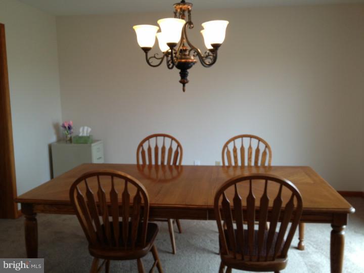 2875 Allison Road Quakertown, PA 18951 - Photo 8 of 19 Dining Room