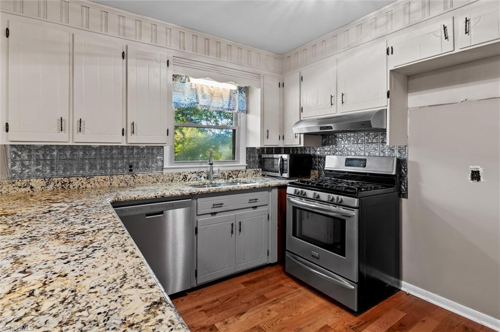 1507 Rogers Road Mount Airy, NC 27030 - Photo 14 of 49 Gallery Image 14