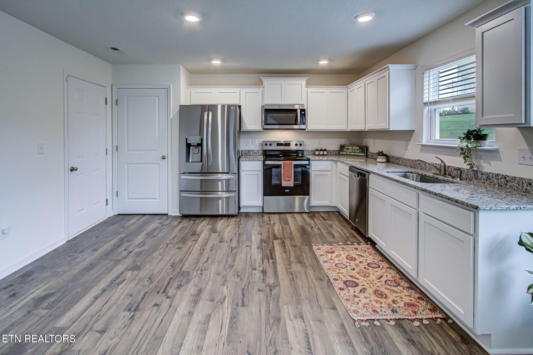 9320 River Cane Road Mascot, TN 37806 - Photo 18 of 39 Kitchen