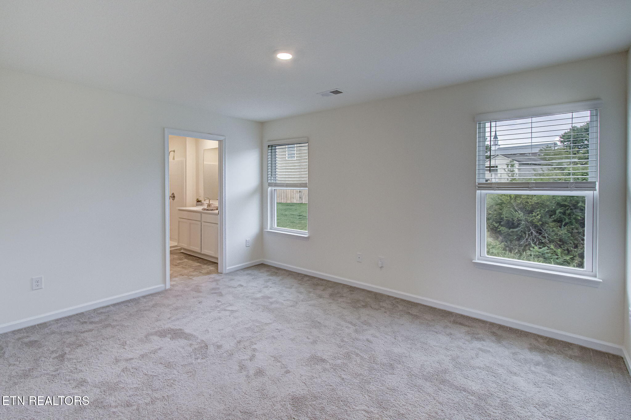 9320 River Cane Road Mascot, TN 37806 - Photo 21 of 39 Primary Bedroom