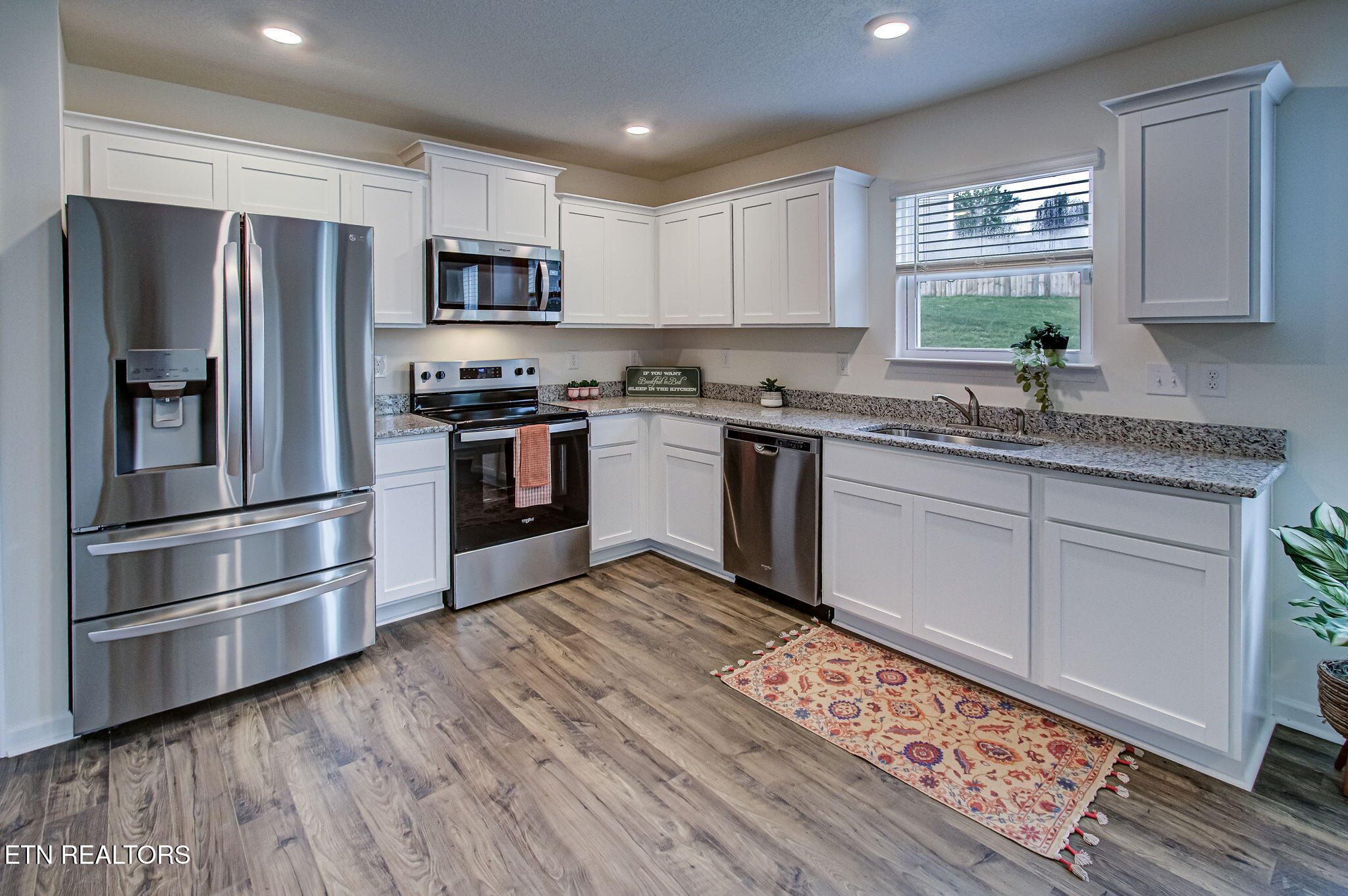 9320 River Cane Road Mascot, TN 37806 - Photo 5 of 39 Kitchen