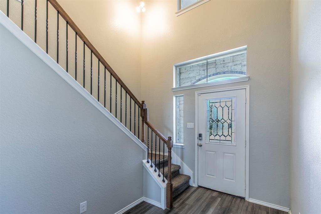 6401 Elephant Butte Drive Waco, TX 76708 - Photo 6 of 34 a view of entryway with wooden floor