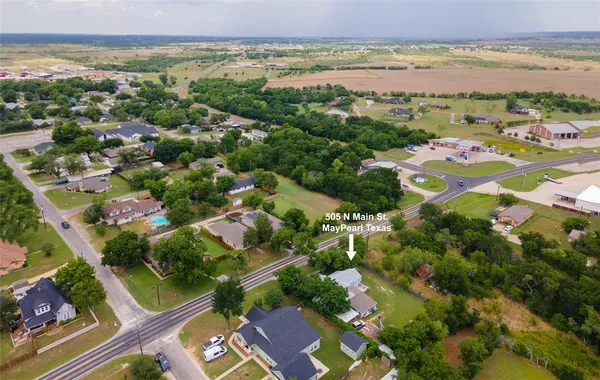 $230,000 | 505 South Main Street, Maypearl, TX 76064