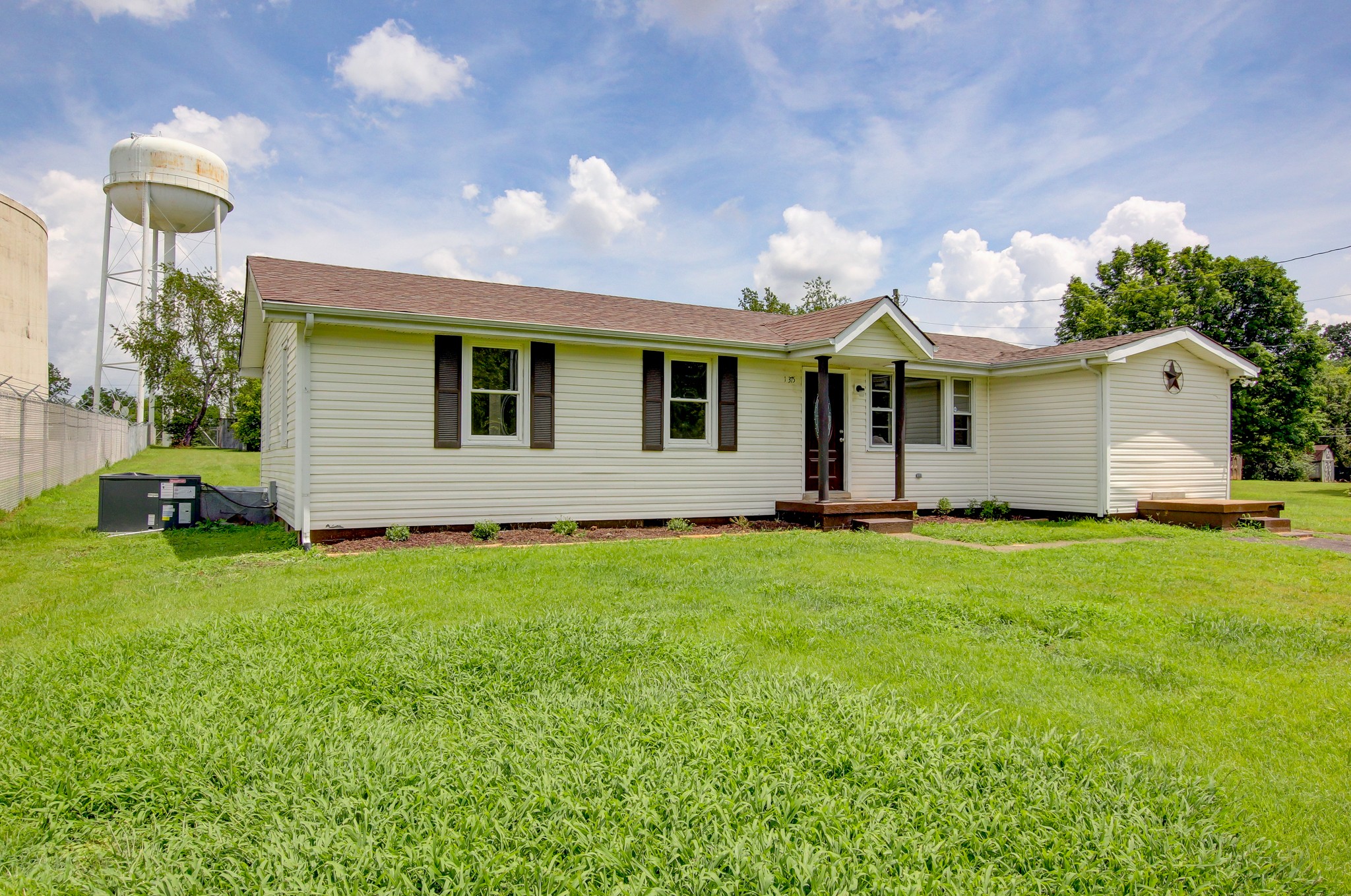 1375 Moss Road Clarksville, TN 37043 - Photo 2 of 72 Gallery Image 2