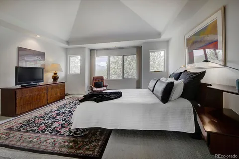 $2,250,000 | 1086 County Road 65, Evergreen, CO 80439