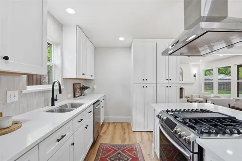 $650,000 | 3163 Sombrero Drive, Dallas, TX 75229
