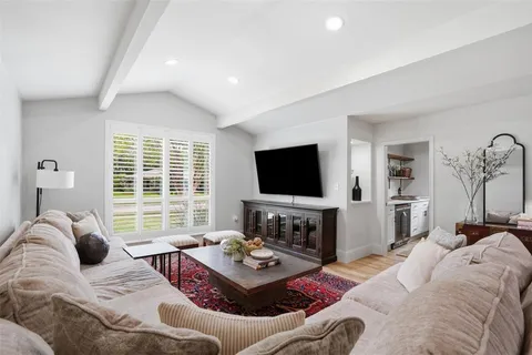 $650,000 | 3163 Sombrero Drive, Dallas, TX 75229