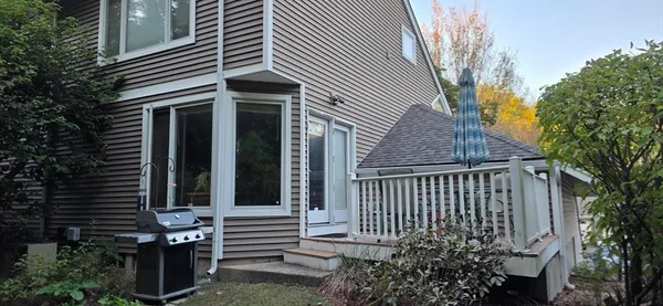 a view of a backyard with garden