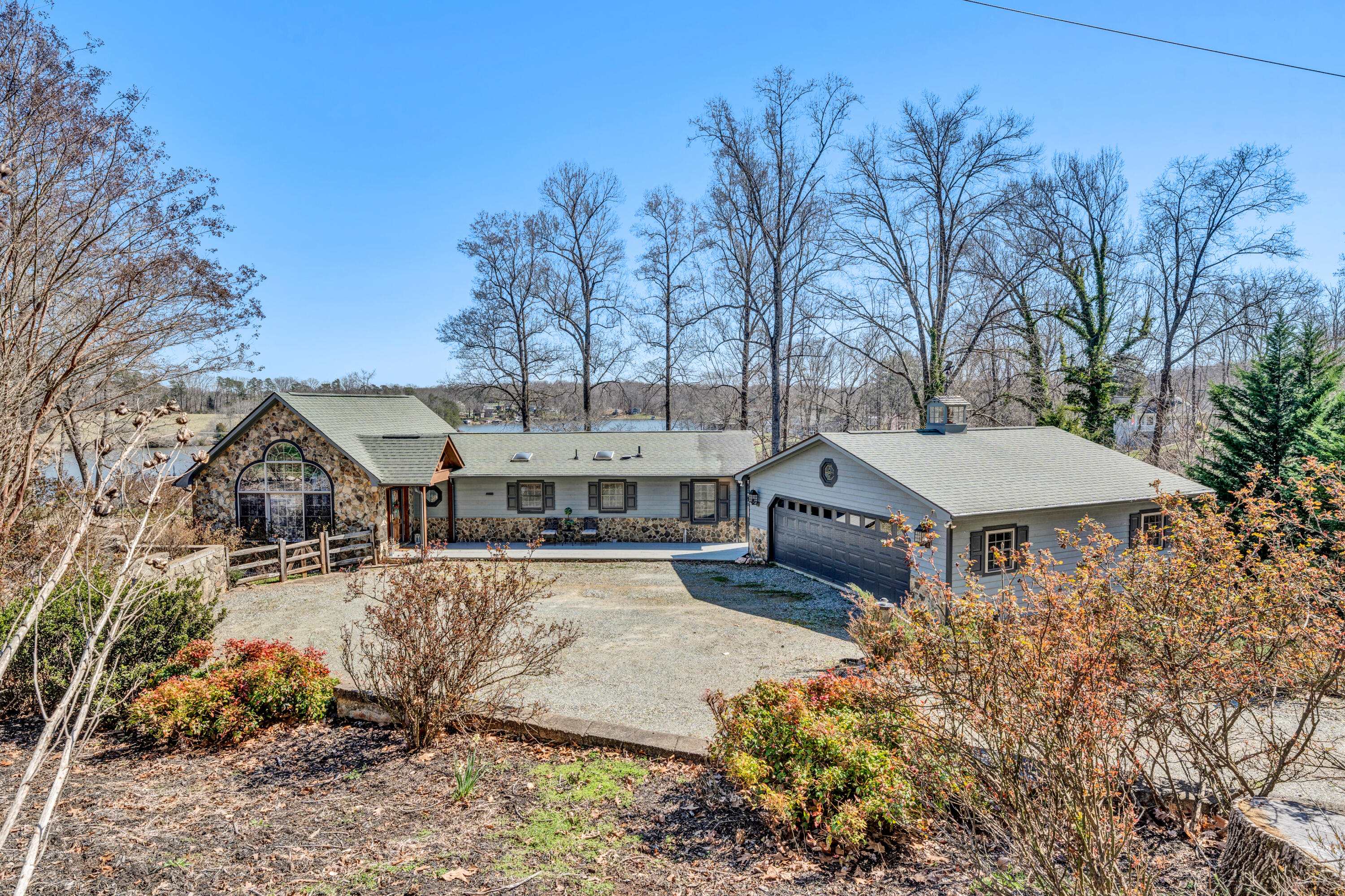 74 Star Lake Road Union Hall, VA 24176 - Photo 3 of 70 03-031220240129