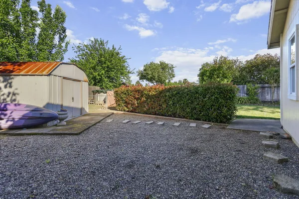 $409,000 | 1959 Alexis Court, Redding, CA 96002