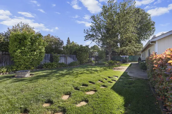 $409,000 | 1959 Alexis Court, Redding, CA 96002