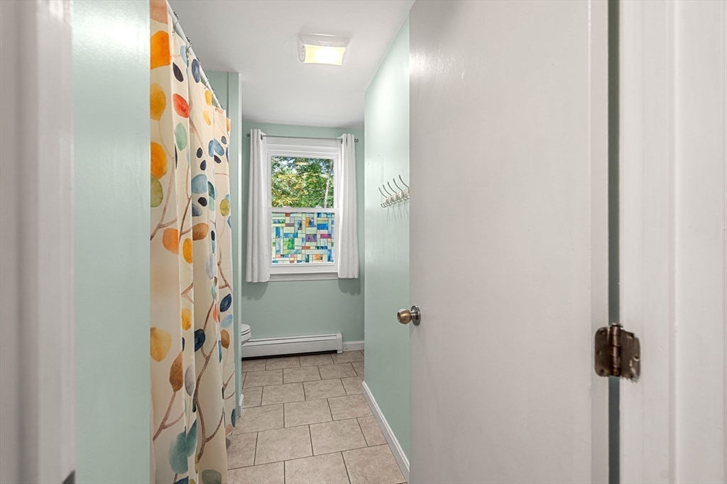 73 Kimball Road Amesbury, MA 01913 - Photo 12 of 27