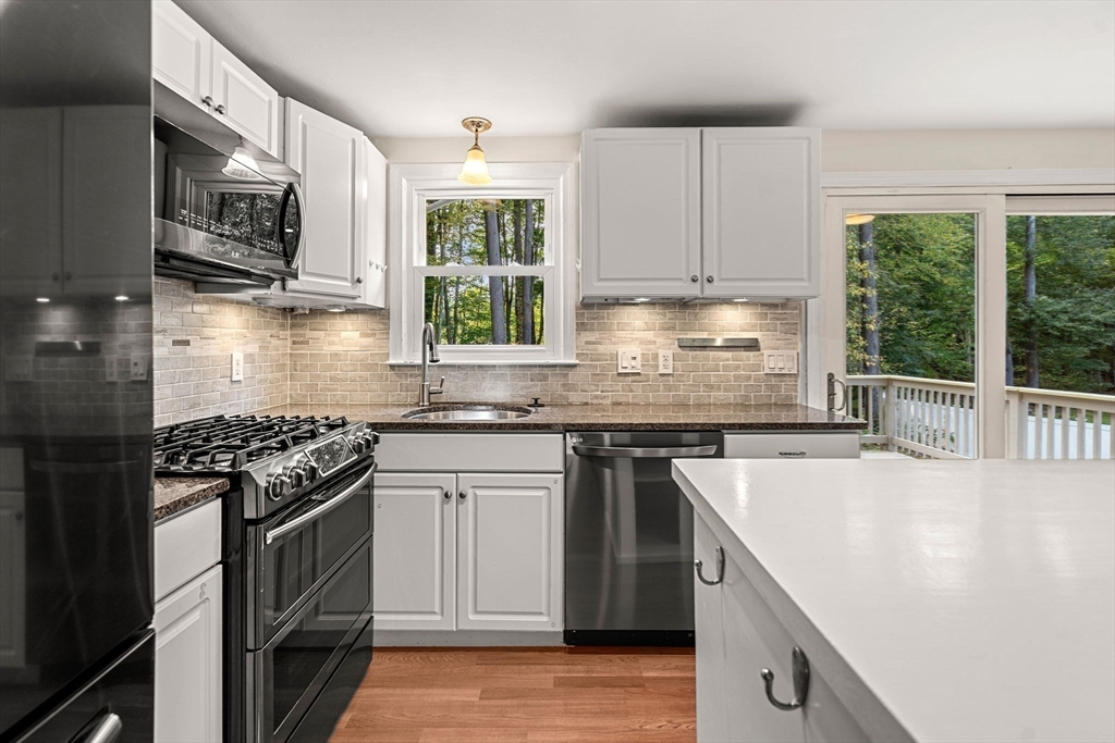 73 Kimball Road Amesbury, MA 01913 - Photo 5 of 27