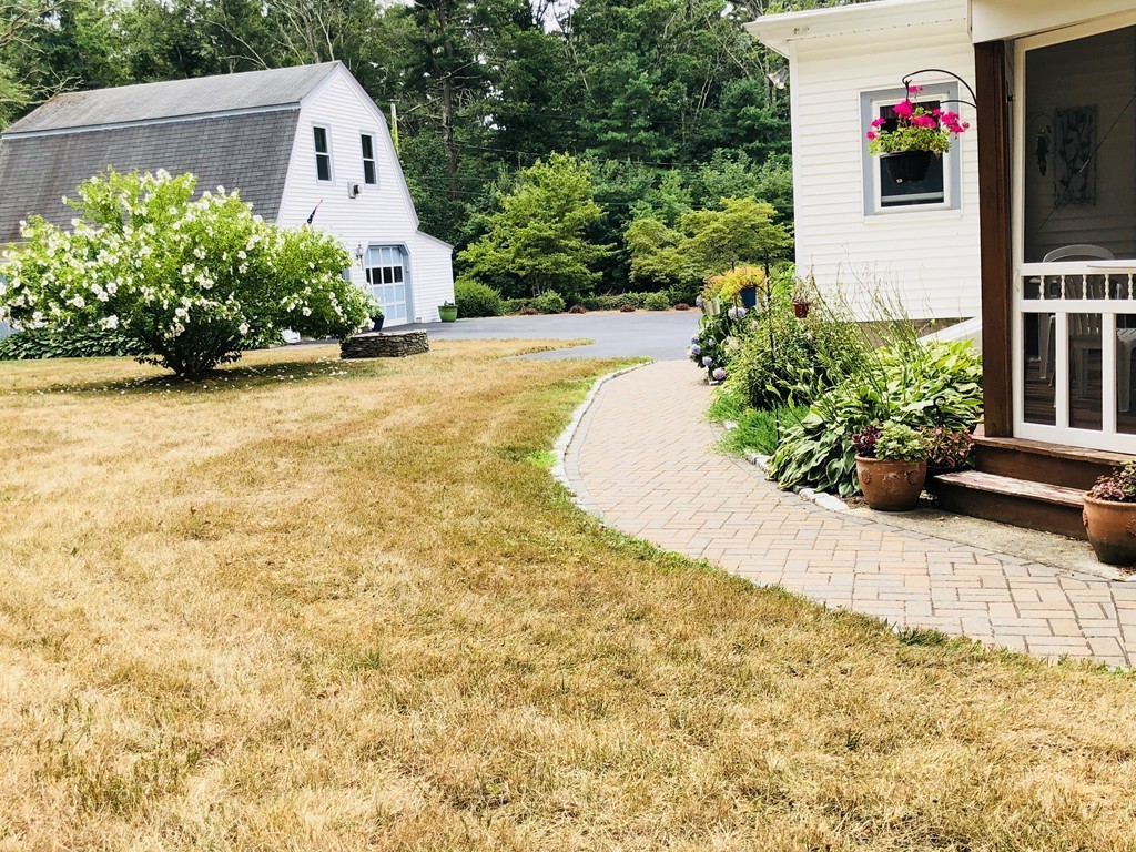 167 Reed Road Westport, MA 02790 - Photo 12 of 27